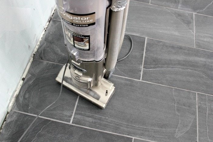 How to Clean Porcelain Tile Floors Without Streaks