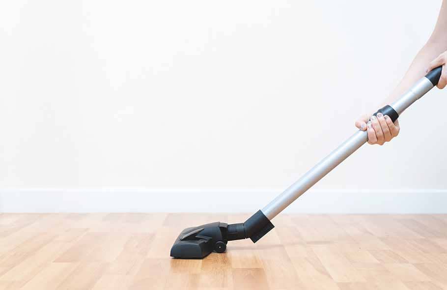 Benefits of Using Hardwood Floor Cleaning Machine