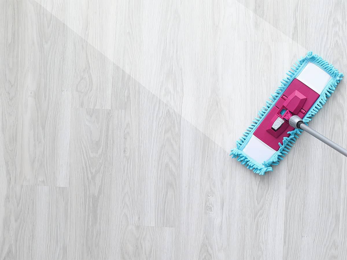 How to Clean White Vinyl Floors