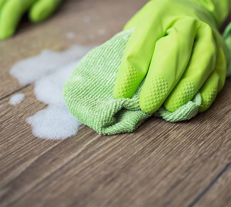 How to Clean Vinyl Wood Plank Floors